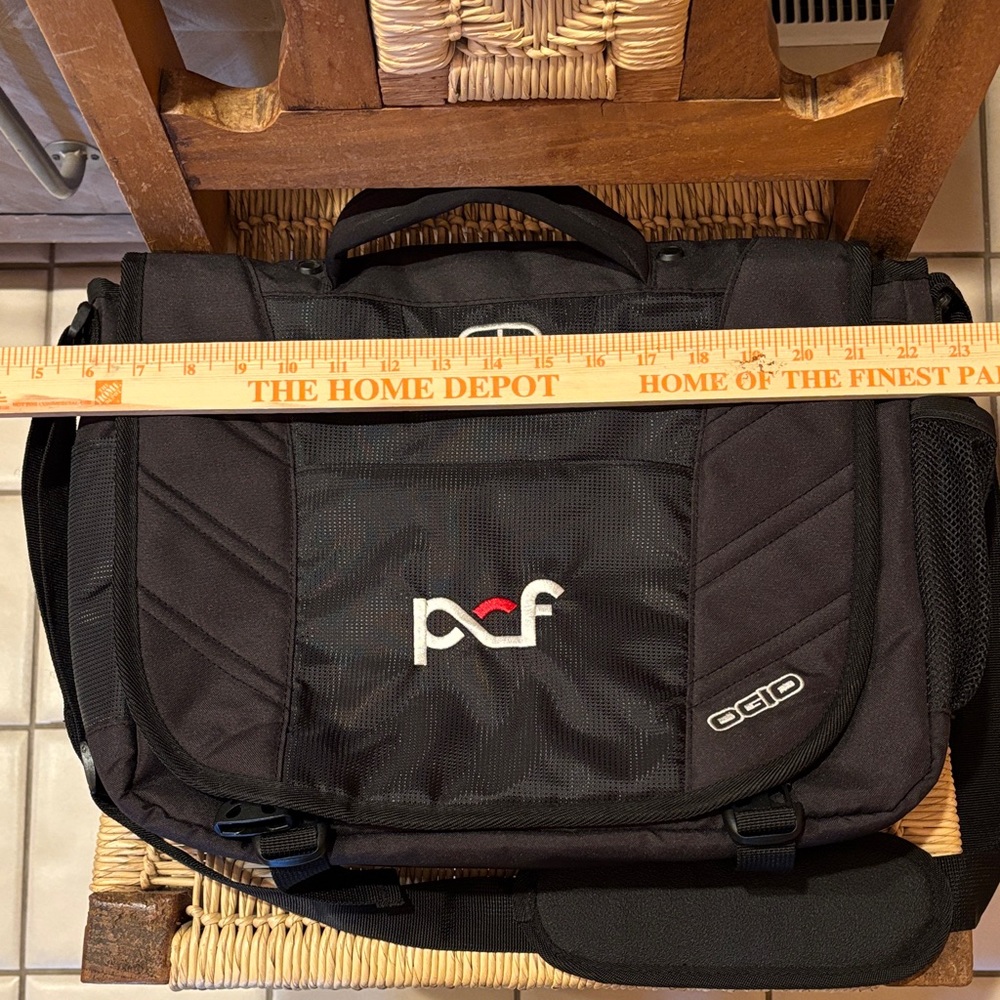 OGIO Black Computer Messenger Bag - Picture 4 of 8